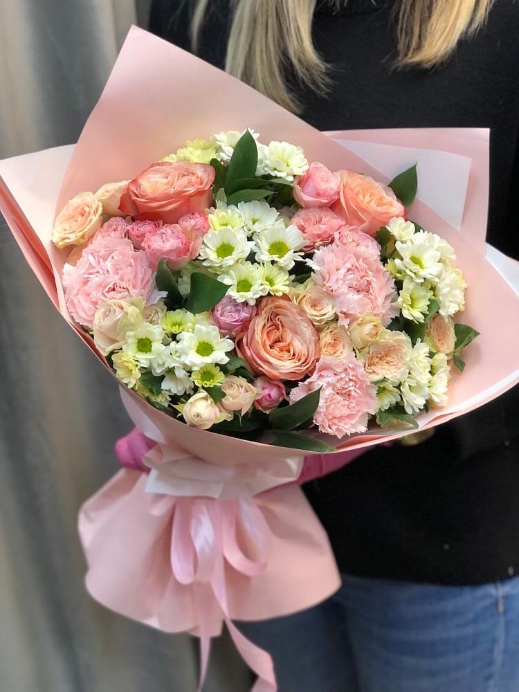 Букет цветов из: Гвоздики, Розы и Хризантемы в Каширском