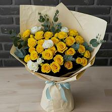 Букет цветов из:  Розы в Каширском