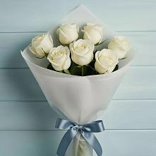 Букет 7 Белых роз Эдлесс Лав в Каширском