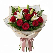 Букет цветов из:  Лилии и Розы в Каширском