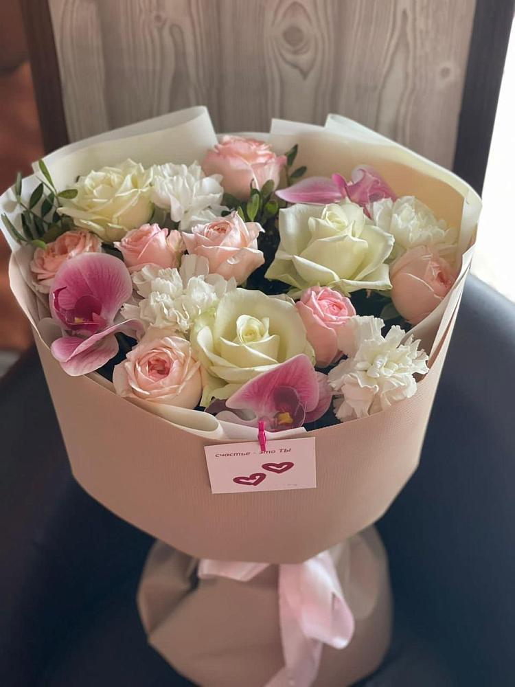 Букет цветов из: Орхидеи, Розы и Гвоздики в Каширском