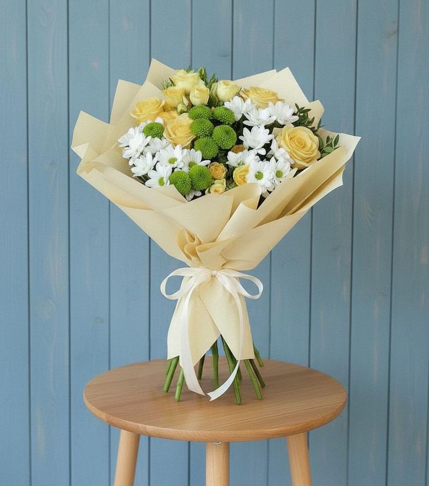 Букет цветов из: Хризантемы и Розы в Каширском