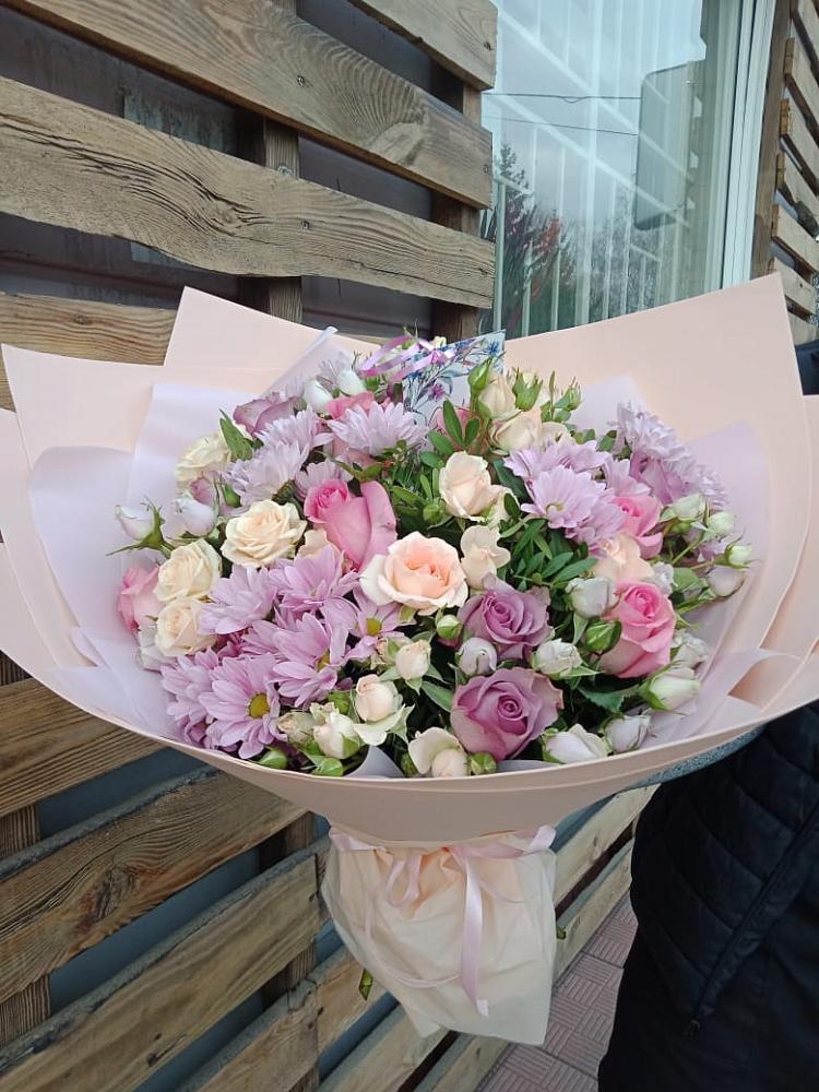 Букет цветов из: Розы и Хризантемы в Каширском