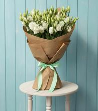 Букет цветов из:  Лизиантусы в Каширском