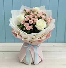 Букет цветов из:  Розы в Каширском
