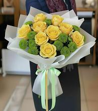 Букет цветов из:  Хризантемы и Розы в Каширском
