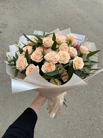 Букет Кремовые розы Латте в Каширском