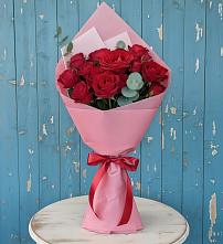 Букет цветов из:  Розы в Каширском