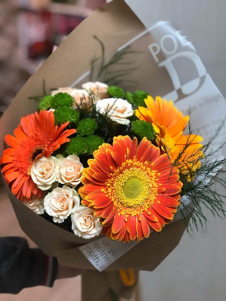 Букет цветов из: Герберы, Хризантемы и Розы в Каширском