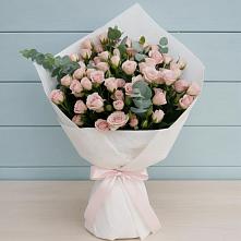 Букет цветов из:  Розы в Каширском